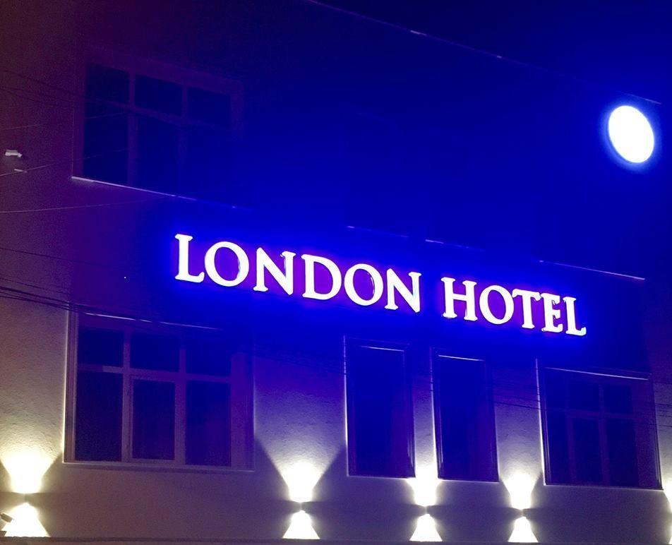 London Hotel Konstanca Kültér fotó